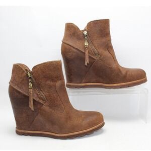 UGG Australia Myrna Chestnut Suede Wedge Booties Women's Size 7